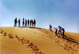 參加寧夏沙漠夏令營(yíng)需要帶些什么？