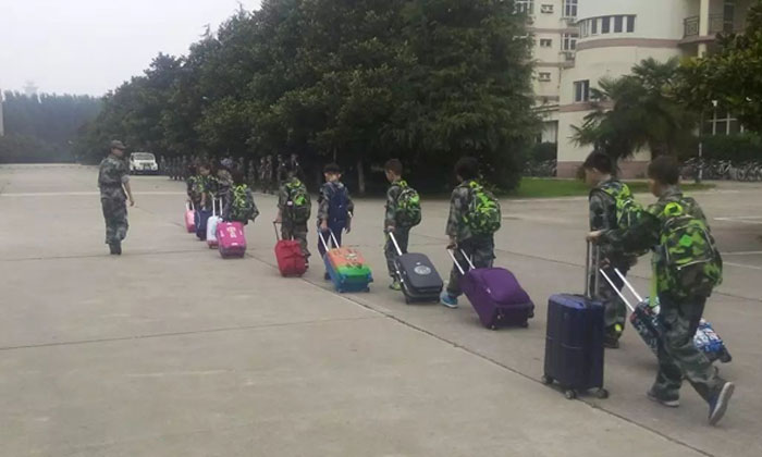 背上行囊