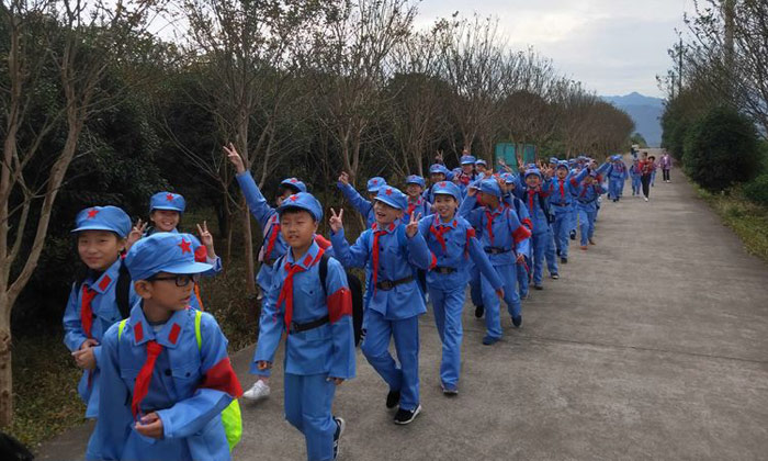 農(nóng)村吃苦夏令營(yíng)有哪些