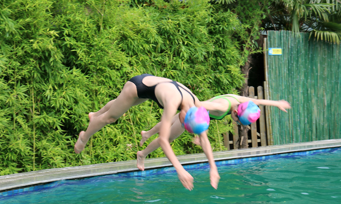 游泳時(shí)的抓拍