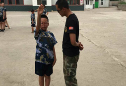 參加奧德曼夏令營(yíng)讓孩子知道守規(guī)矩