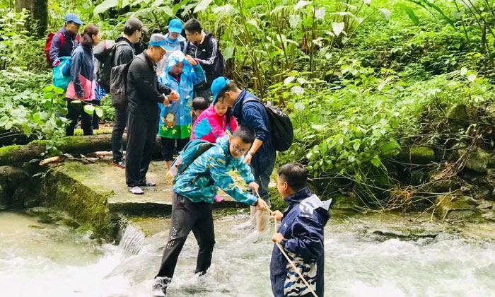 一起過河