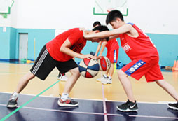 爭鋒相對(duì)