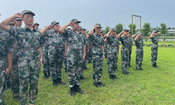 礪劍軍事夏令營課程特色