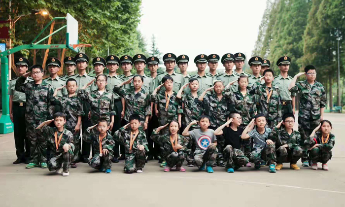 弘星軍事夏令營