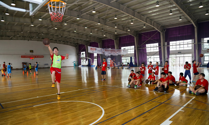 參加藍球運動對孩子成長有哪些幫助