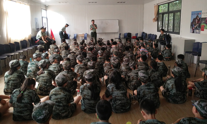 上海亮劍軍事夏令營