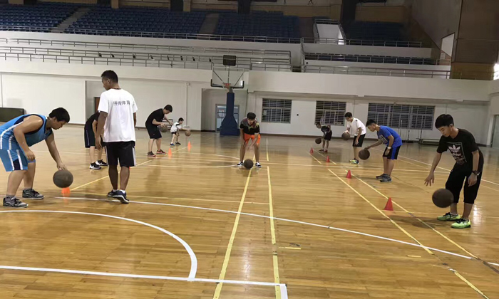 拼搏體育籃球俱樂部