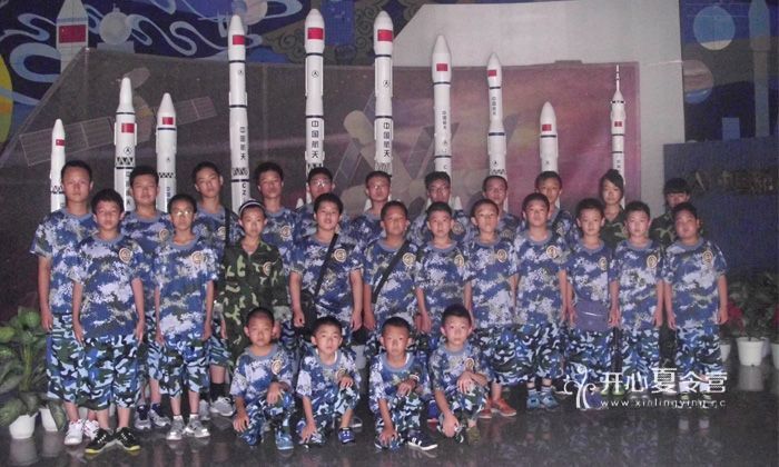 青少年軍事夏令營實現(xiàn)航天夢想