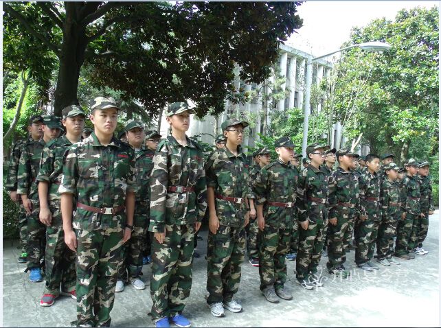 上海西點軍事夏令營