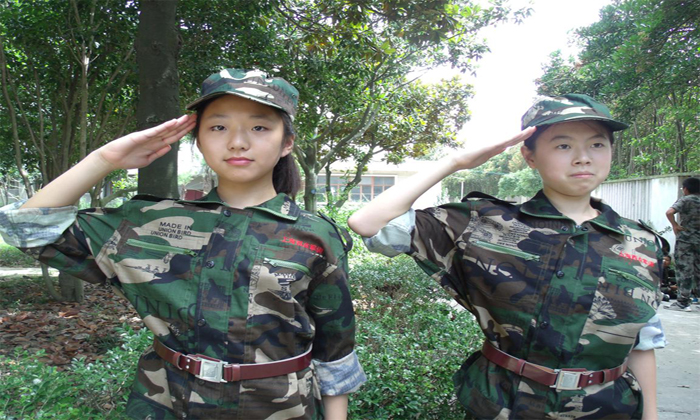 上海西點(diǎn)軍事夏令營