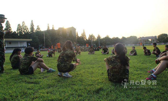 西點(diǎn)軍事夏令營(yíng)