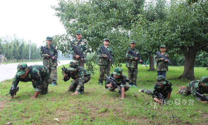 迷彩少年軍事夏令營