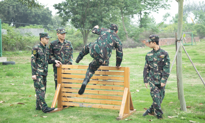 廣西西點(diǎn)軍事夏令營(yíng)師資