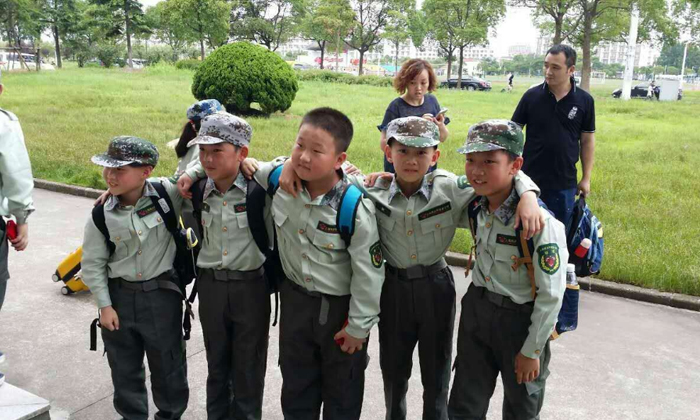 上海西點軍事夏令營