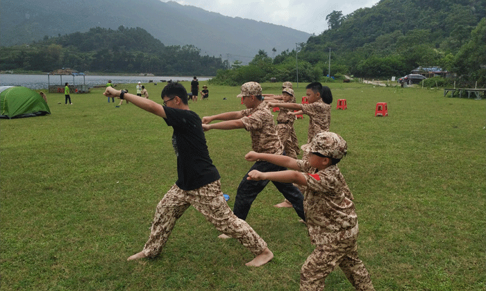 1390b004105c43c5ed605a881abf8f4c.gif