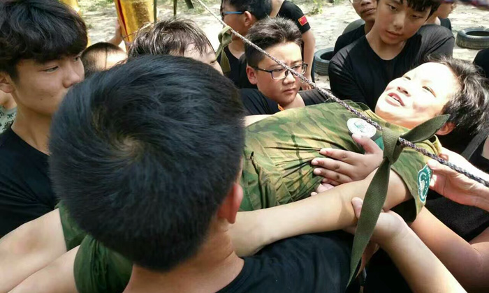 河南軍事夏令營(yíng)