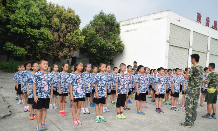 北京西點軍事夏令營