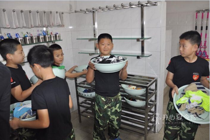 上海121軍事夏令營(yíng)