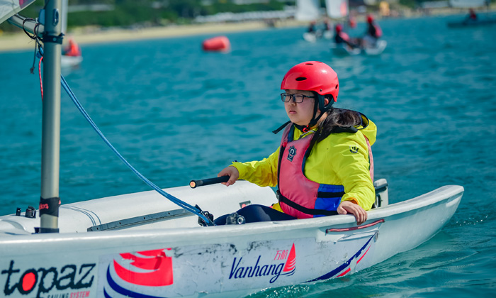 參加帆船運(yùn)動(dòng)讓你收獲新技能