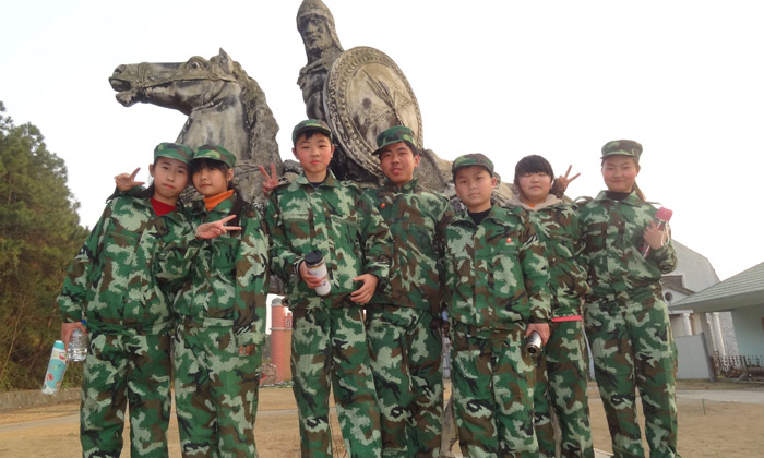 紅色軍旅夏令營(yíng)