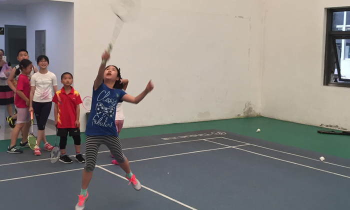 羽毛球訓(xùn)練營