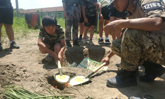 普洱軍事夏令營費用組成.gif