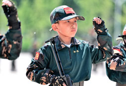 普洱小學生軍事夏令營讓孩子學會獨立自主