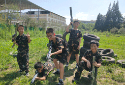 青島軍事拓展夏令營(yíng)活動(dòng)特色有哪些？