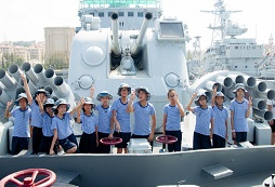青島海軍夏令營培養(yǎng)孩子良好的行為習(xí)慣