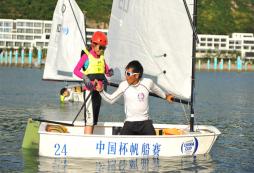 假期與青島帆船夏令營體驗“碧海揚帆”！