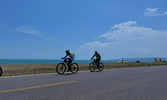 青海親子游學(xué)夏令營.jpg