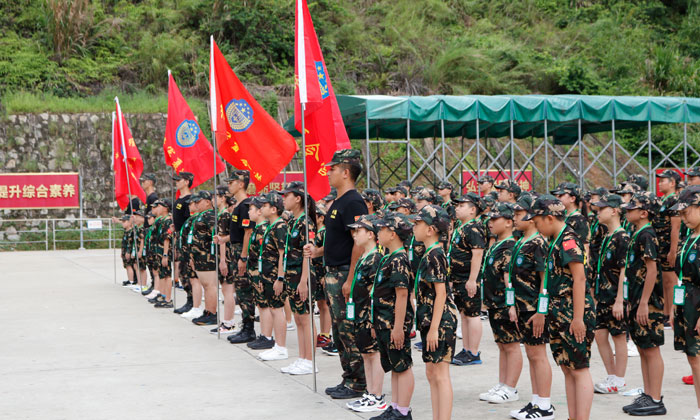 青少年軍事化夏令營機(jī)構(gòu)有哪些