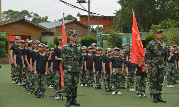 青少年軍訓夏令營在哪