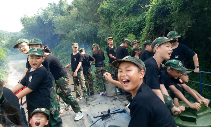 釋放青春活力就來(lái)青少年夏令營(yíng)吧！.jpg
