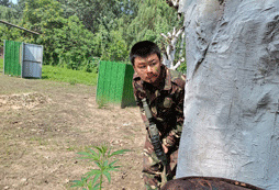 青少年參加暑期夏令營實現(xiàn)成長蛻變