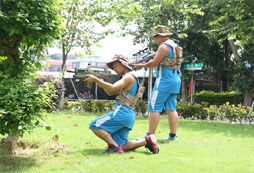 孩子在泉州夏令營中的吃住是如何安排的？