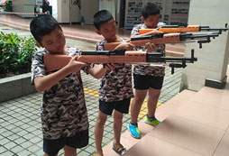 參加泉州軍事夏令營(yíng)讓孩子受益良多！