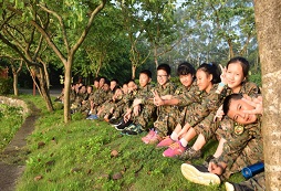 泉州軍事夏令營讓小學生體驗野外求生