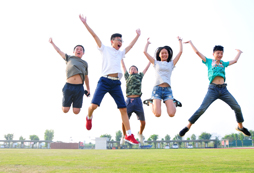 日照小學(xué)生夏令營給孩子一個(gè)快樂無瑕的童年