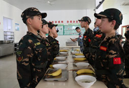 參加戎拓軍事夏令營對孩子有哪些影響？