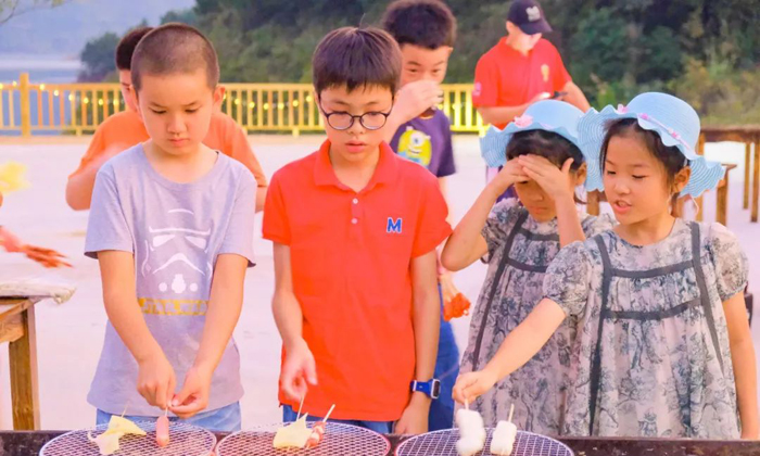 6天沙漠夏令營費用是多少