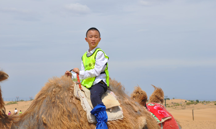 參加沙漠生存夏令營需要攜帶的物品
