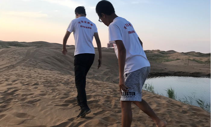 沙漠夏令營有哪些