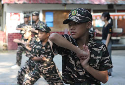 參加萊蕪軍事夏令營需要多少錢？