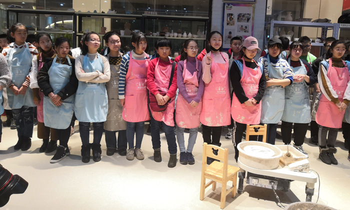 荷澤周邊小學(xué)生夏令營(yíng)多少錢(qián)