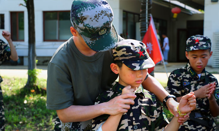 山東暑期軍訓(xùn)夏令營(yíng)價(jià)格