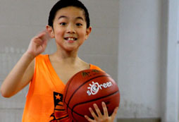 參加青島少兒夏令營對孩子進行品格教育！