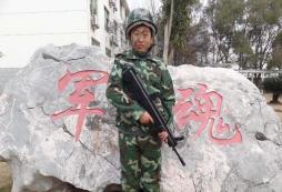 山東軍事夏令營激發(fā)孩子創(chuàng)新思維！