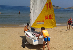 這個(gè)夏天山東帆船夏令營(yíng)帶你感受最炫酷的假期